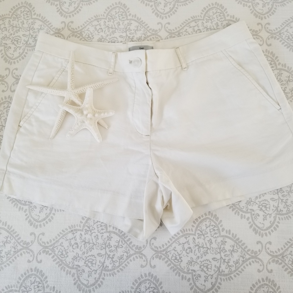 GAP Shorts